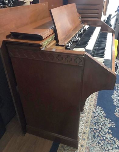 Hammond-C3 US with converters & Leslie